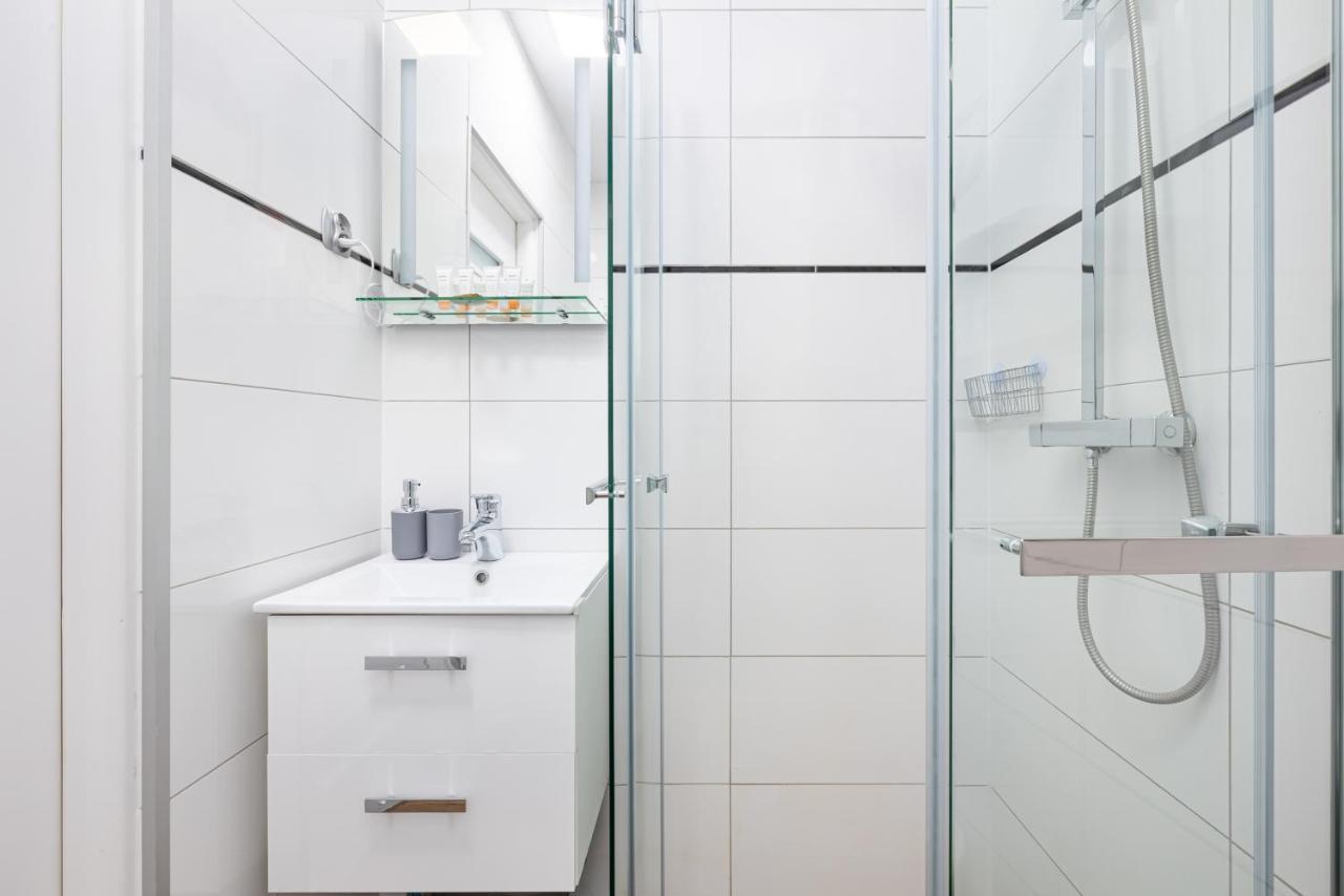 Apartment Dworcowa By Renters